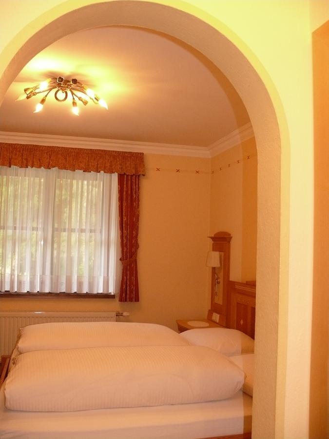 Gasthof-Pension Zur Klause Ratten Bagian luar foto