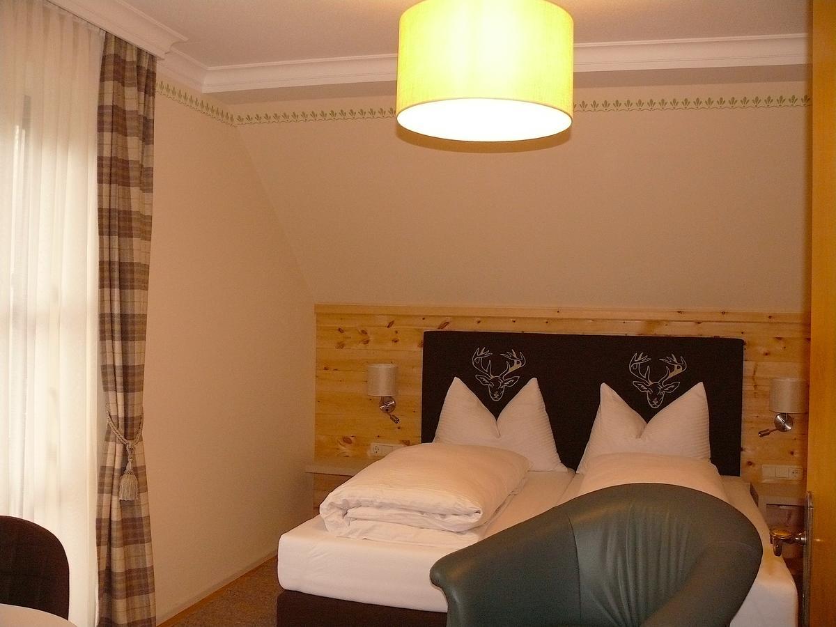 Gasthof-Pension Zur Klause Ratten Bagian luar foto